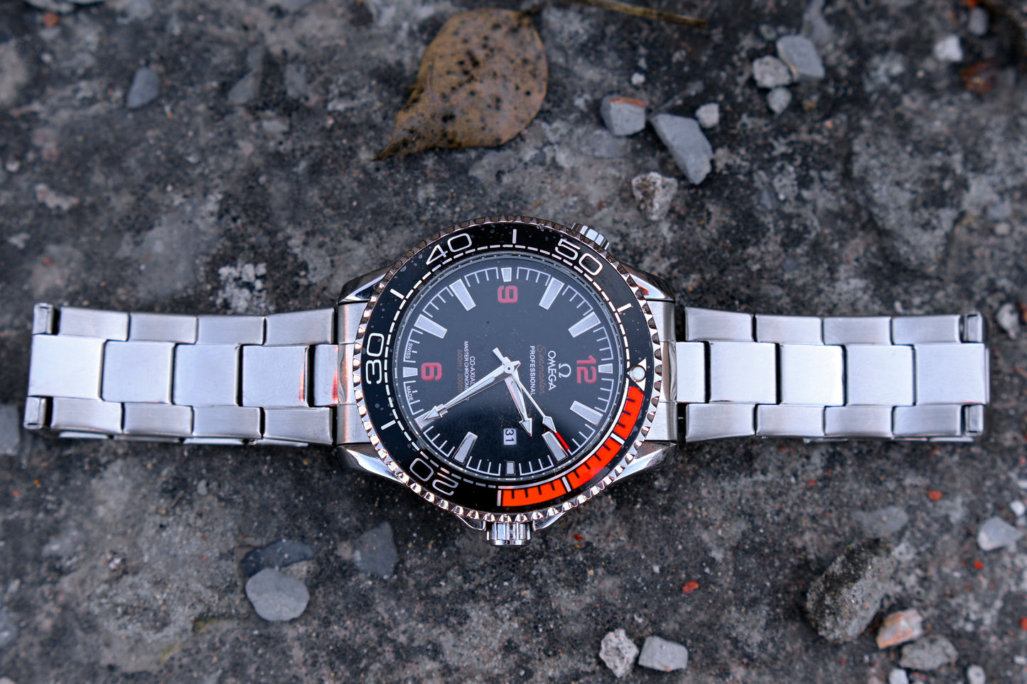 Omega Seamaster - Black & Orange Dial - Stainless Steel Chain